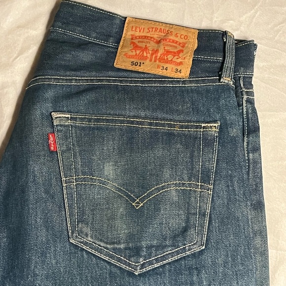 501 Levi Jeans - Picture 2 of 6
